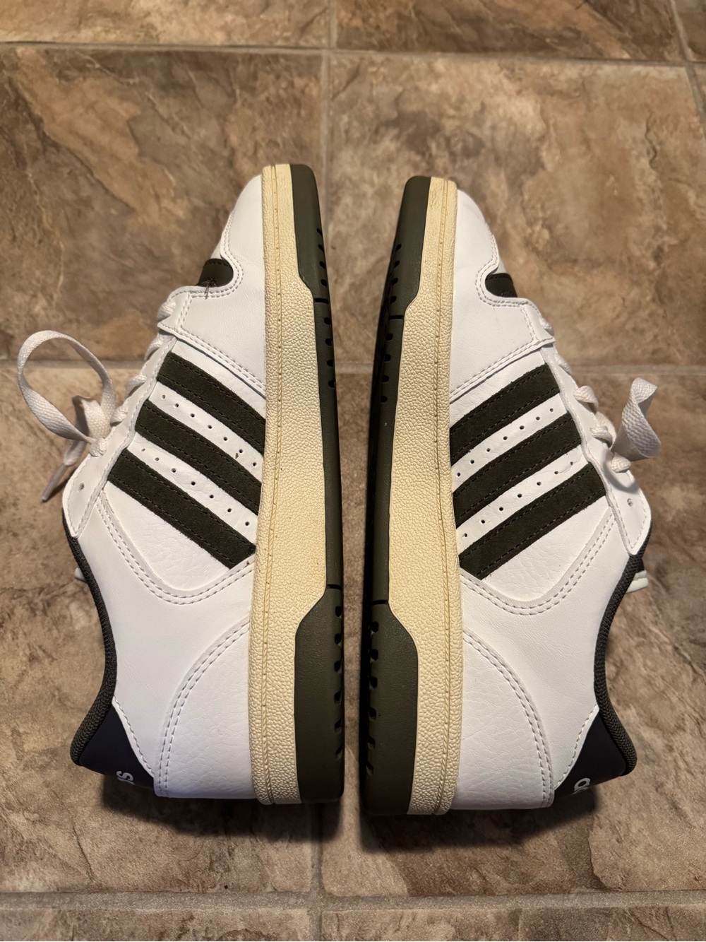 adidas White and Green Low-Top Sneakers with Cream Accents - Picture 5 of 8